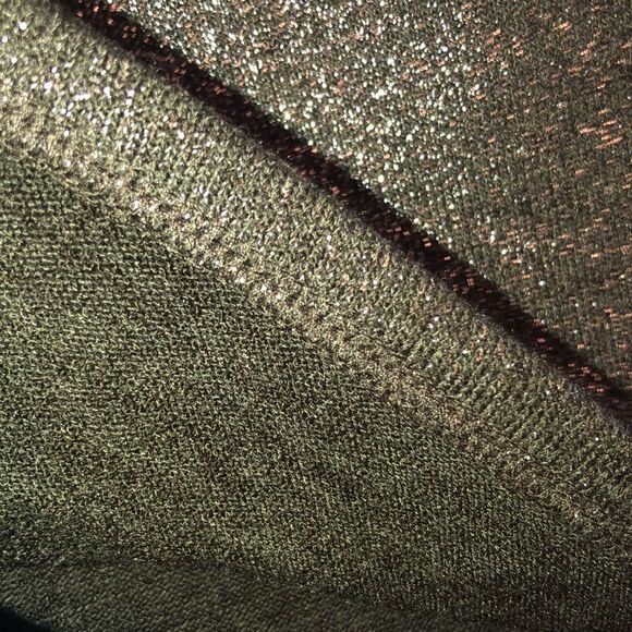 june & hudson L Dillard’s Camouflage Green Metallic Knit Pencil Skirt - Picture 5 of 10